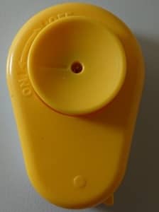 ダイソー たまごのプッチン穴あけ器